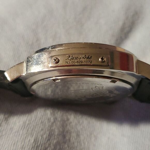 Marc Ekco King Label Large Watch Model: E9501212 00-829-1972 Silver Rhinestones - Picture 7 of 8